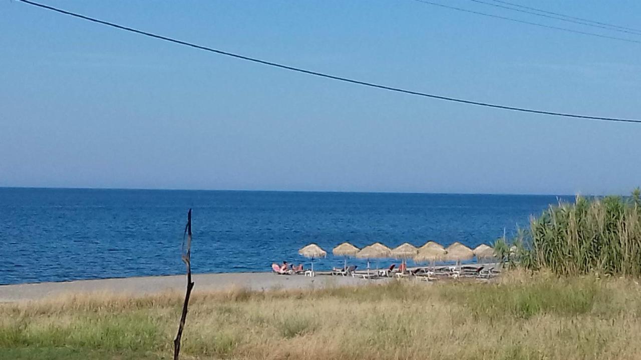 Villa Dimitra Mourteri Exteriör bild