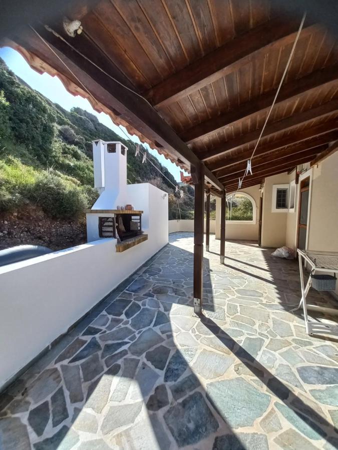 Villa Dimitra Mourteri Exteriör bild