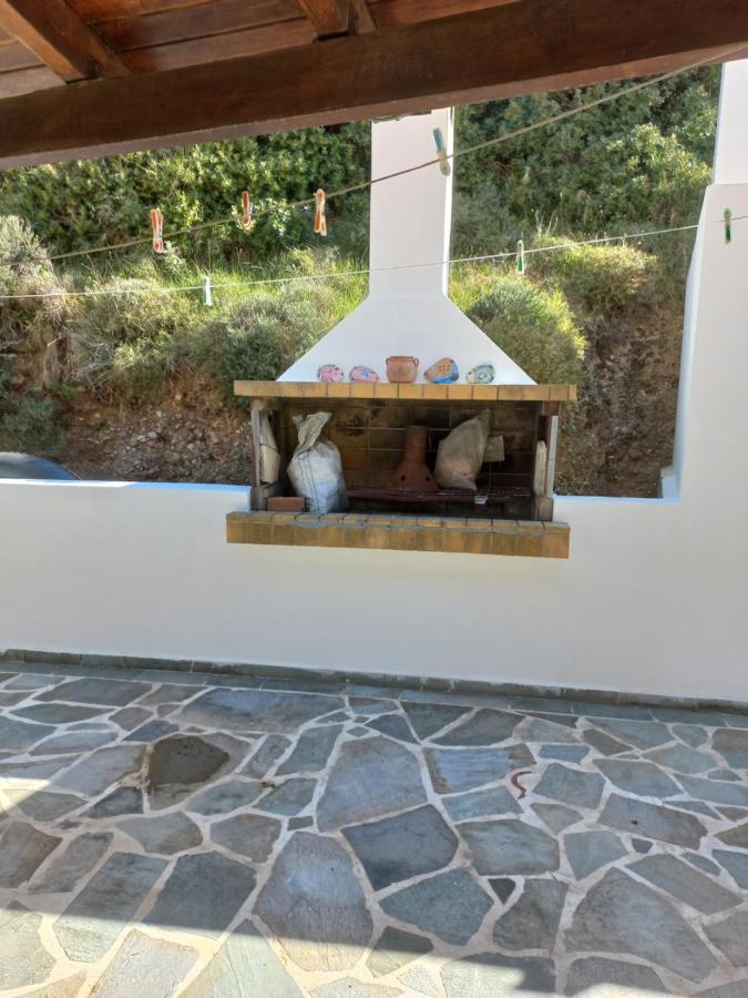 Villa Dimitra Mourteri Exteriör bild